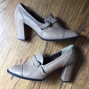 VINTAGE WOMENS CAUSAL SHOES* SIZE 7.5